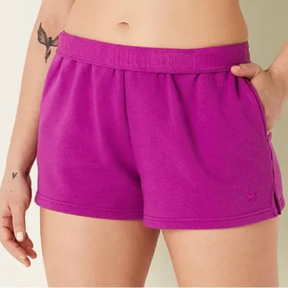 PINK Victoria’s Secret 3” Fold over fleece shorts‎ Size XS